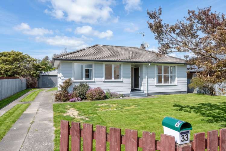 33 Stuart Crescent Masterton_25