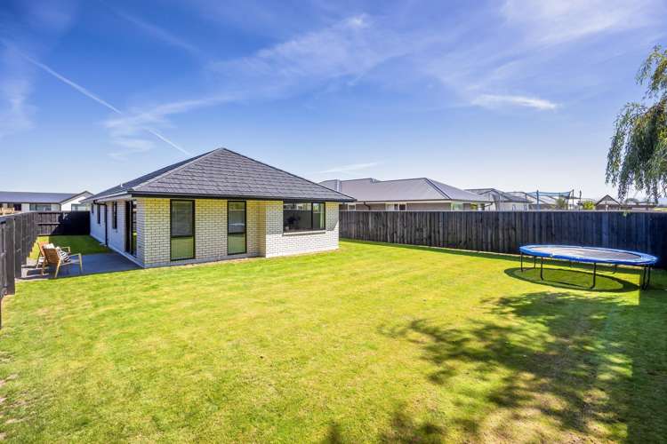 61 Henshaw Street Woodend_14