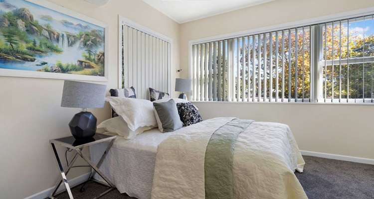 64 Seabrook Avenue New Lynn_15