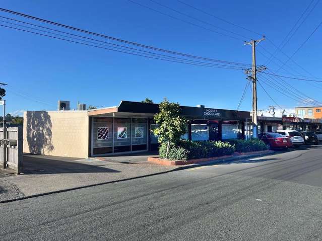 RARE FOOD GRADE OPPORTUNITY IN BEACH HAVEN