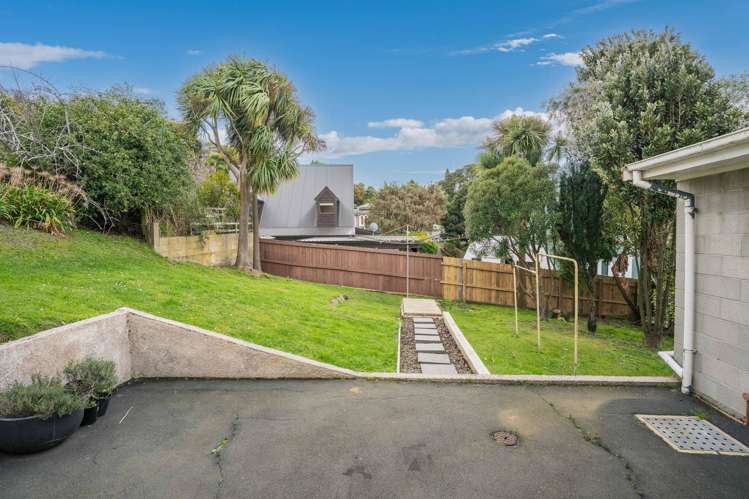 122 Easther Crescent Kew_15