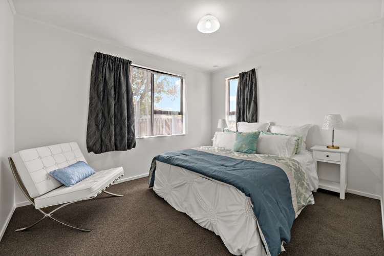 1/7 Haumia Way Otara_10