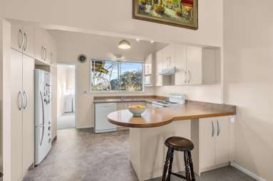 97B Kawaha Point Road_4
