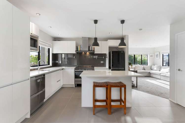 17 Burns Avenue_0