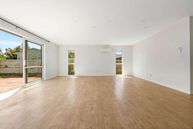 22C Buscomb Avenue Henderson_9