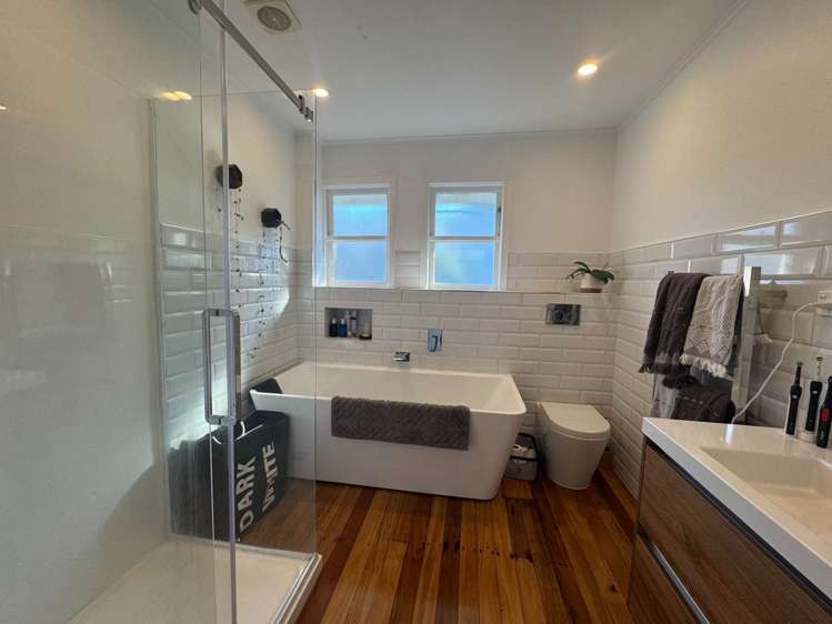 25 Arama Avenue Titirangi_10