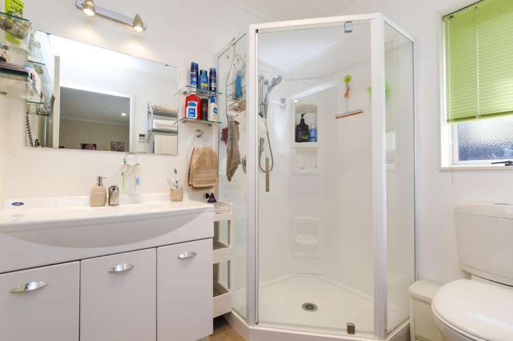 44 Peter Hall Drive Kelvin Grove_12