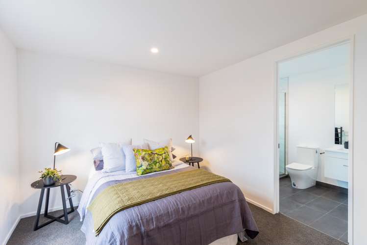 10/206 Geraldine Street Edgeware_5