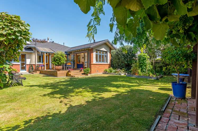 7 Saint Johns Avenue Palmerston North Central_19