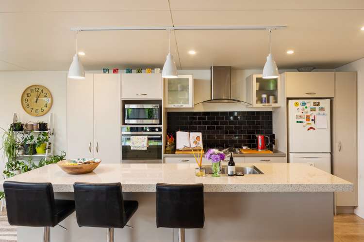 18 Alexis Avenue Mount Albert_10