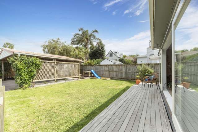 14 Houpara Street One Tree Hill_2