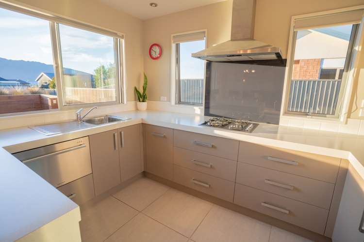 11 Wet Jacket Place Te Anau_15