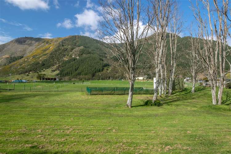 95 Wakamarina Road Havelock_16