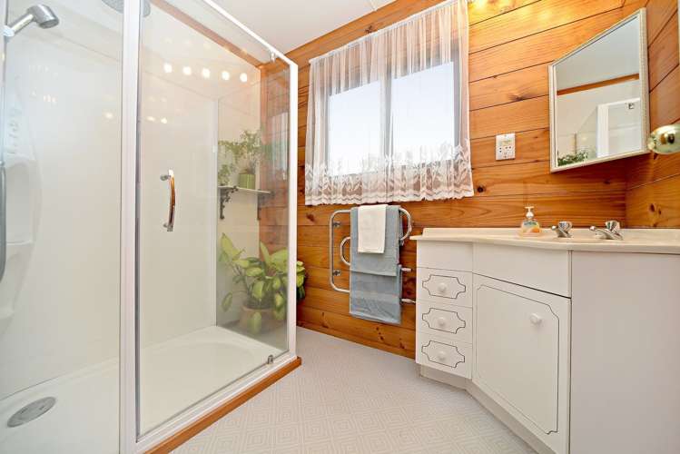 7 Cantua Close Totara Heights_7