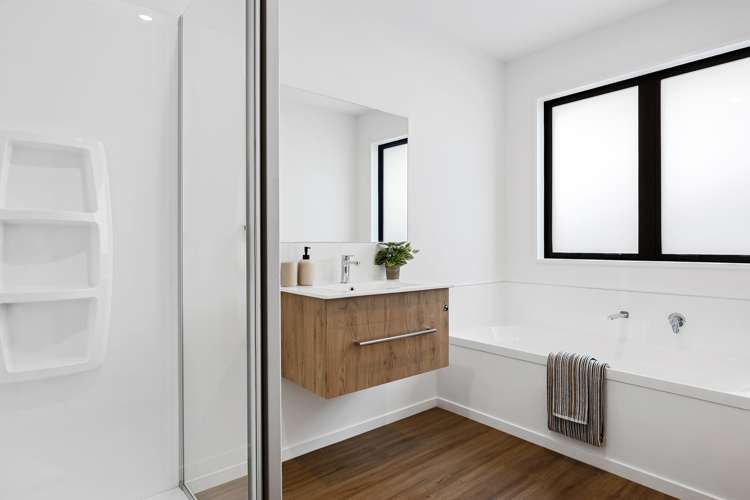 29 Plover Avenue Amberley_6