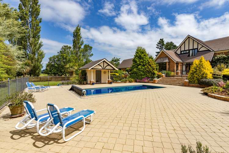 2 Conways Road Cust_33