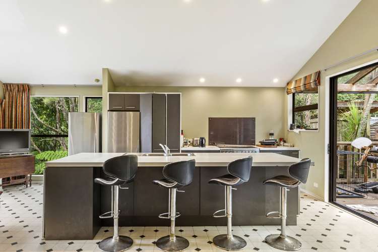 233 Golf Road Titirangi_6