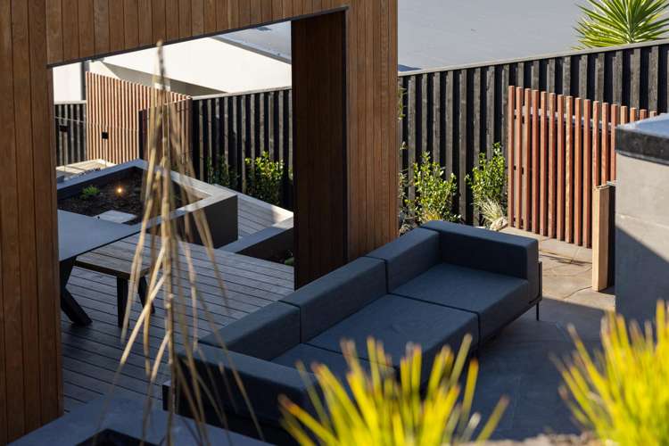 11 Beach Road Akaroa_27