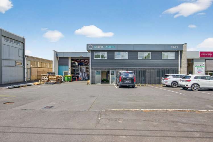 21 Fairfax Avenue Penrose_16