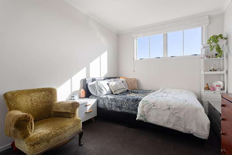 29 Chiefs Court Hamilton East_12