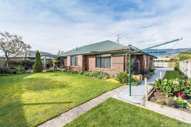 84 Aldinga Avenue Stoke_3