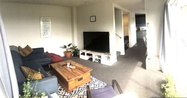 Charming Family Home in Paparangi