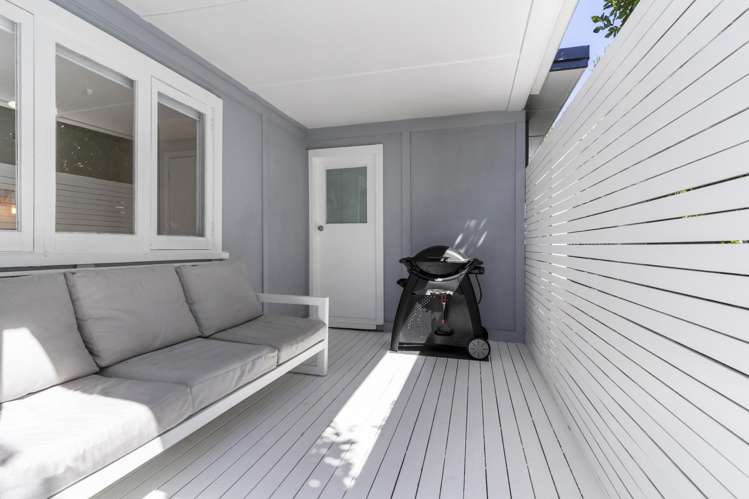 4A Tiroroa Avenue Te Atatu South_7