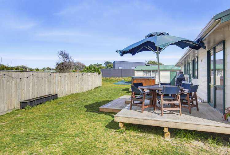 16B Karaka Street Otaki Beach_27