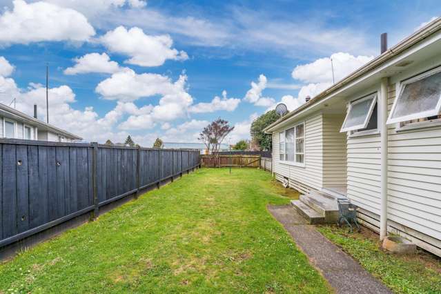 13 Te Rangitautahanga Road Turangi_3