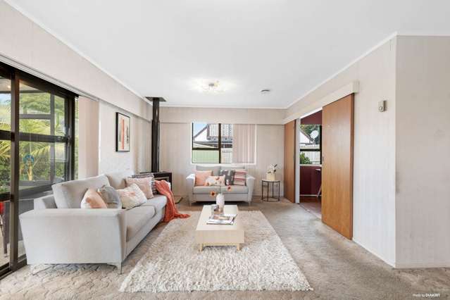 2/131 Glenmore Road Sunnyhills_4