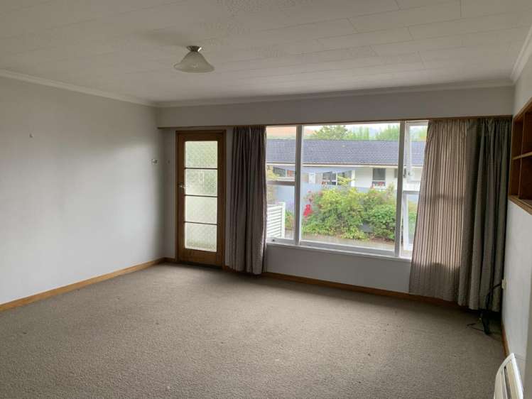 2/7 Lewis Street 11274_2