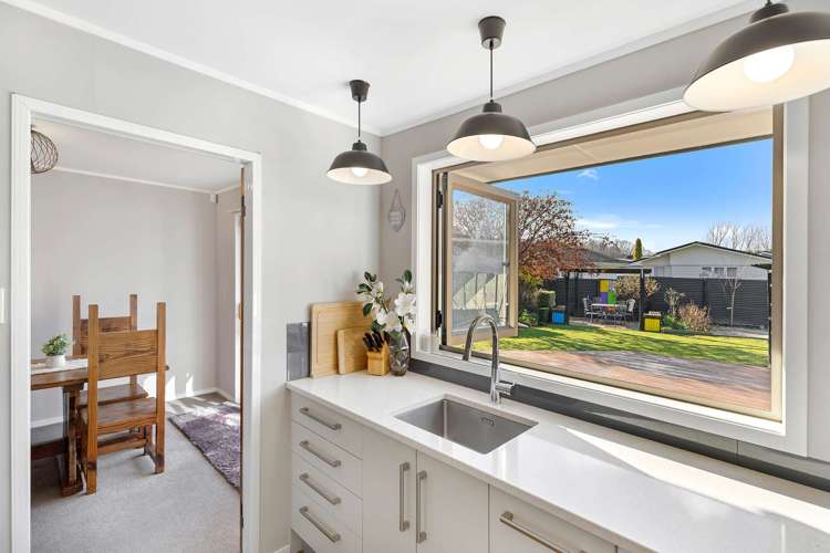 18 Truscott Grove Awapuni_7