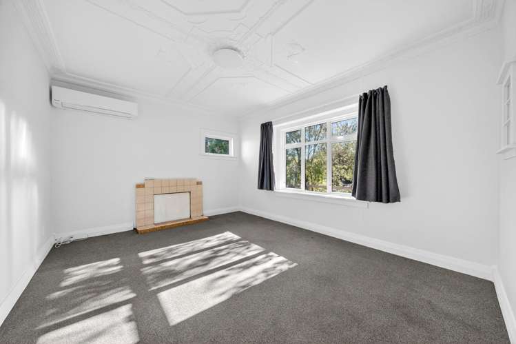 176 High Street North_4