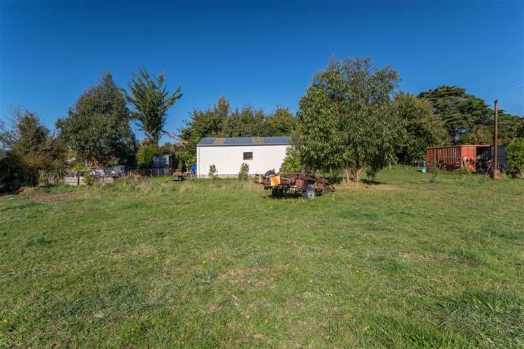 52 Bush Road Tuamarina_32