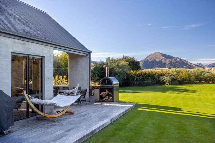 37 Matheson Crescent Albert Town_0