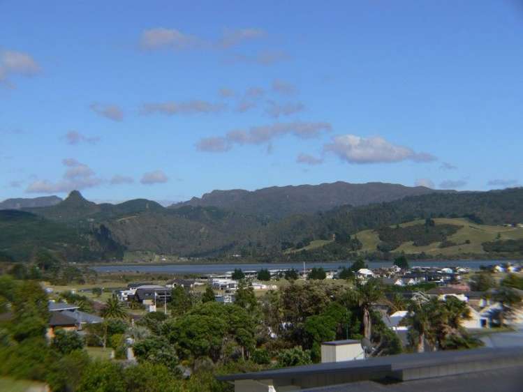 19 Panorama Parade Pauanui_25