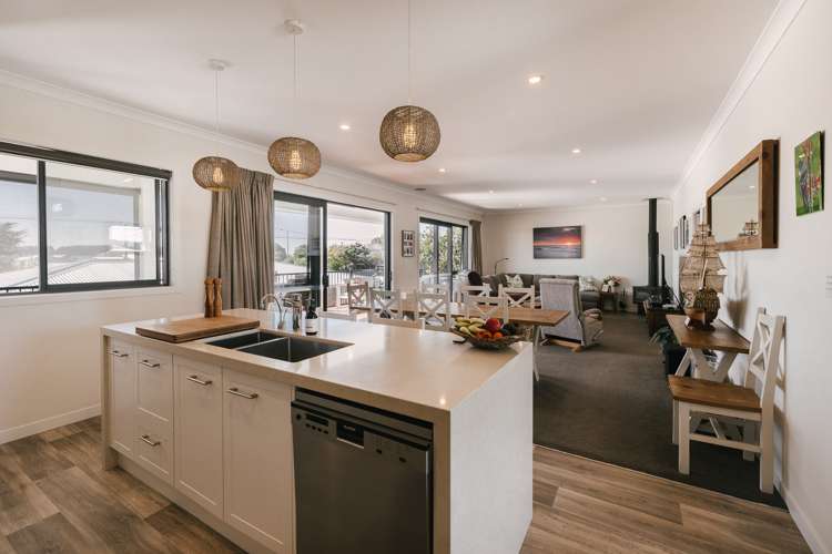 50a Pratt Avenue Foxton Beach_13