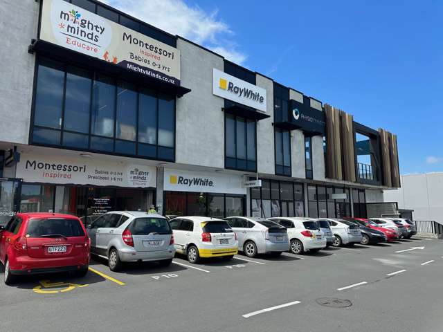 Premium Mt Wellington Retail