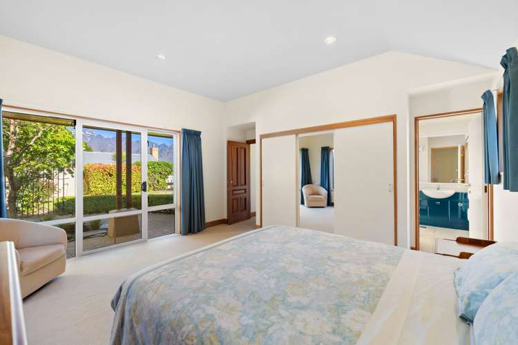 9 Vancouver Drive Queenstown_10