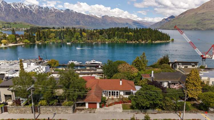 46 Man Street Queenstown_14