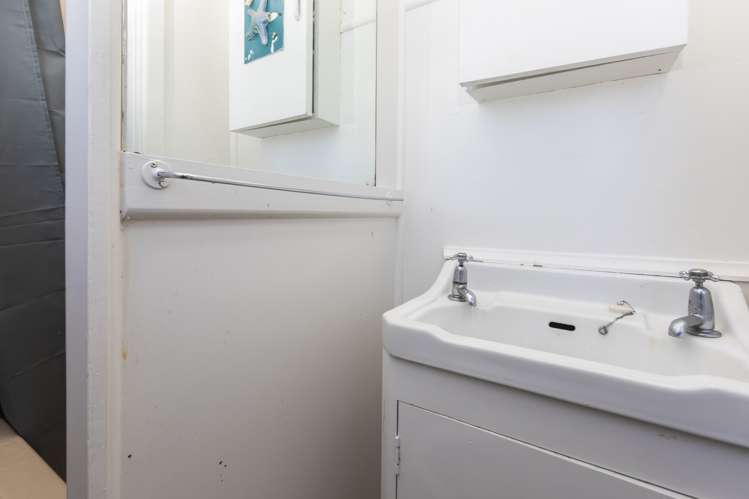 691 Gloucester Street Linwood_10