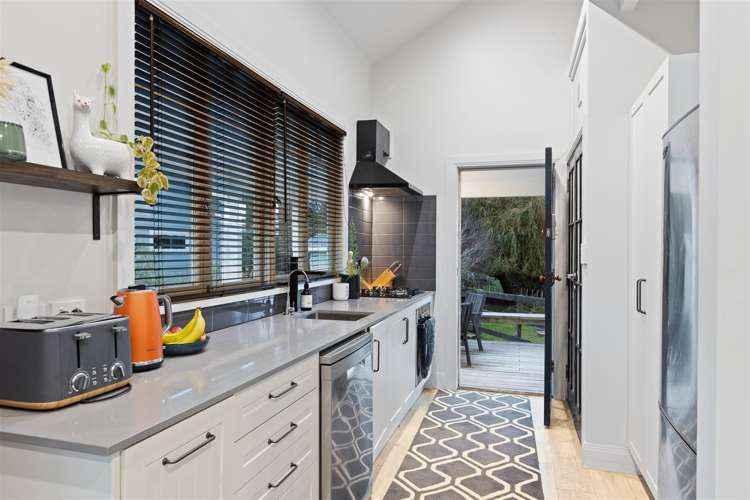 26 Postman Road Dairy Flat_24