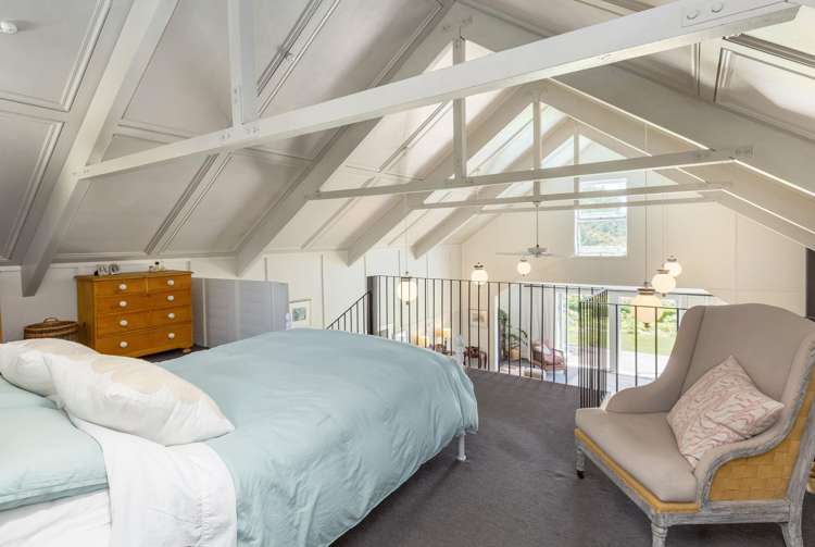 80 Battersea Road Morisons Bush_22