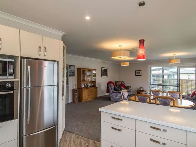 16 Hudson Place Paraparaumu_4