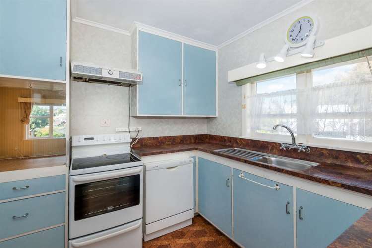 33 Cassino Street Bayswater_13