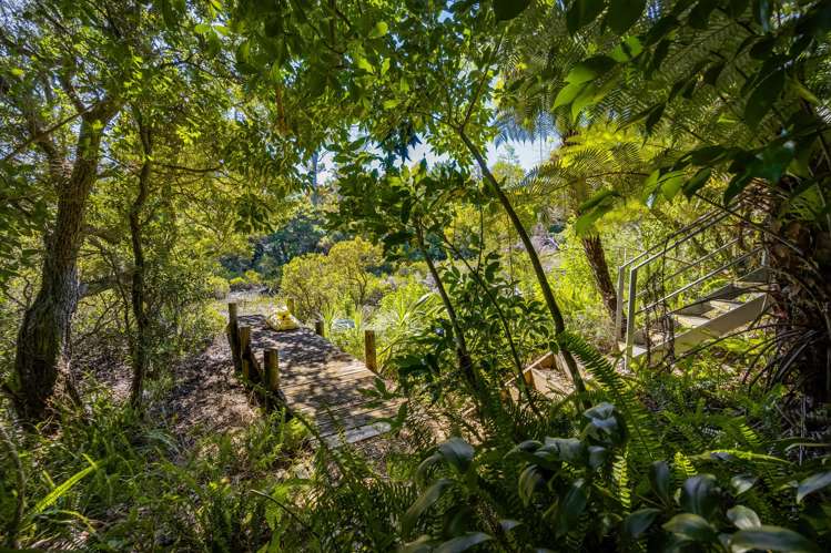 89 Aeroview Drive Beach Haven_15