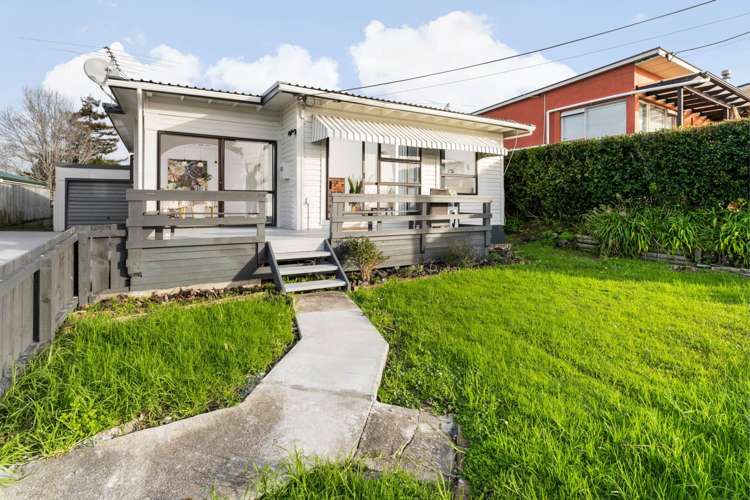 11 Totara Road Stanmore Bay_23