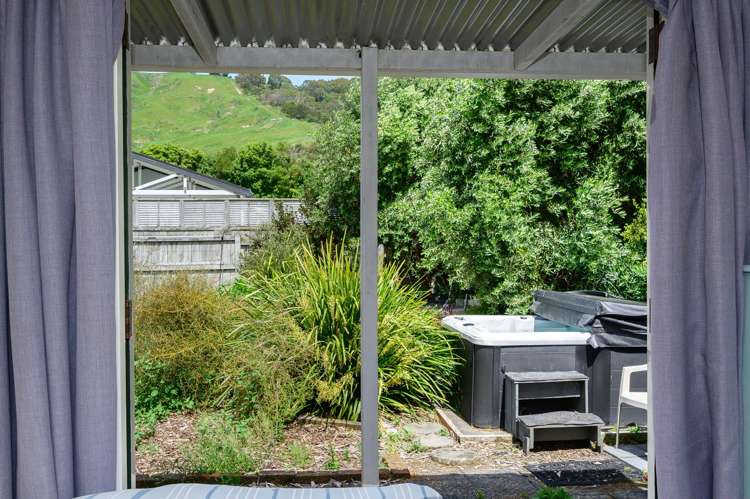 45 Fortescue Street Māhia_16