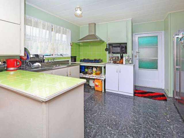 9 Ashgrove Road Mangere_4