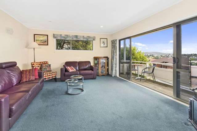 7 Leeward Drive Whitby_2